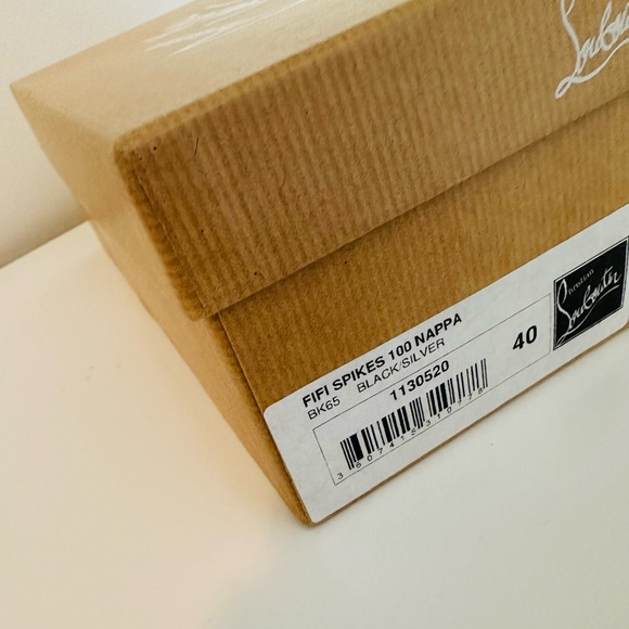 Christian Louboutin Fifi Spikes Pigalle - Picture 9 of 9